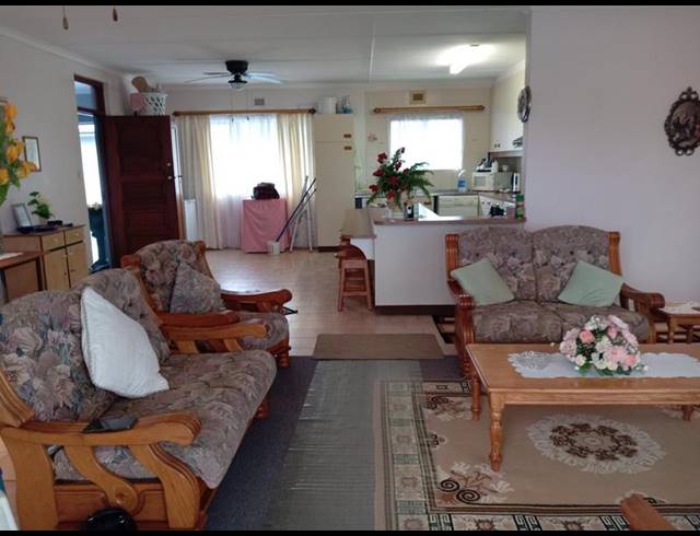 3 BEDROOM APARTMENT FOR SALE IN FREELAND PARK